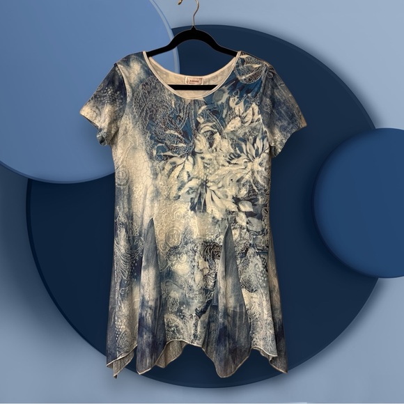 Kamana Tops - Kamana Blue & White Floral Print Tunic Top